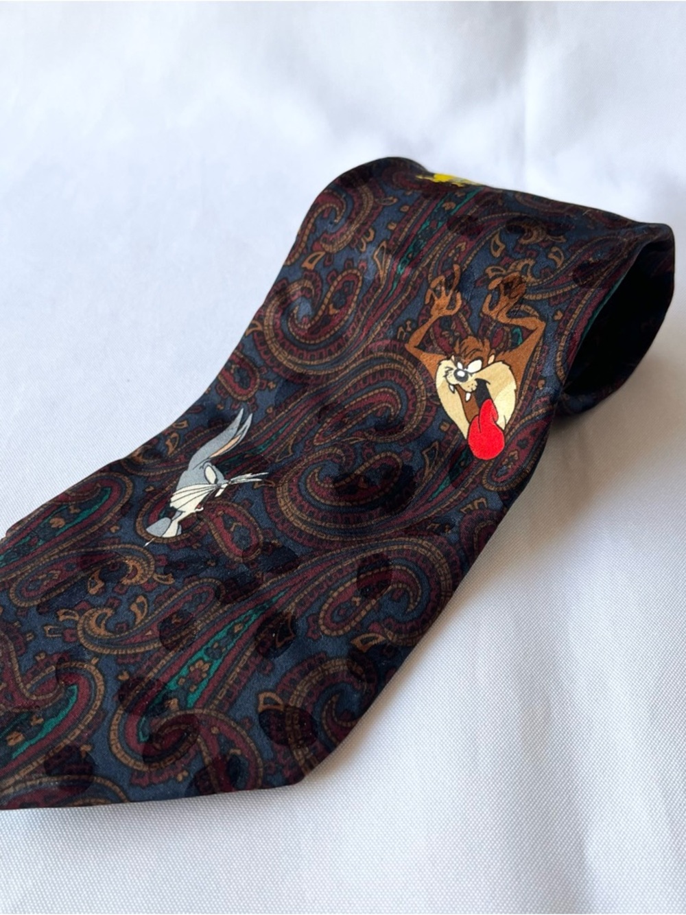 Looney Tunes Mania 1994 Men’s Tie Tweety Daffy Bugs Bunny Marvin